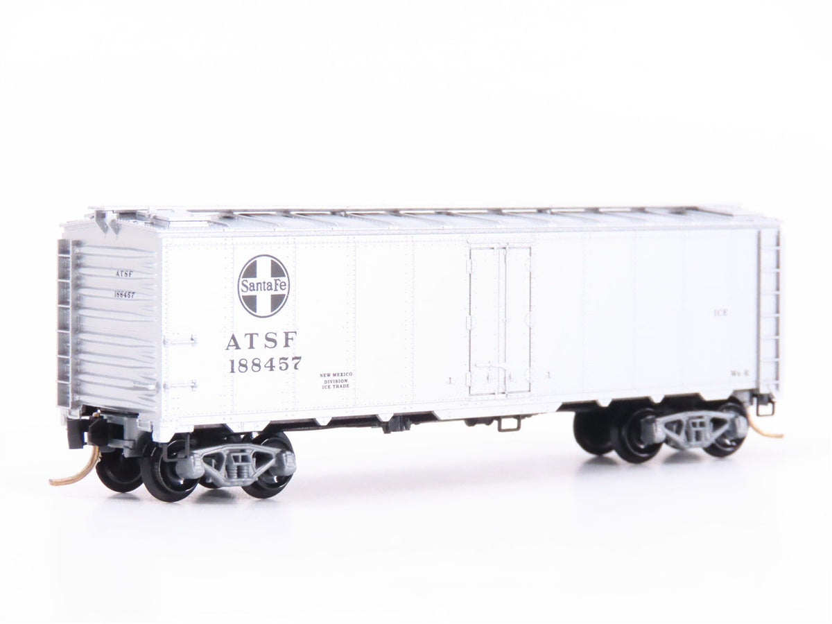 N Scale Micro-Trains MTL 59030 ATSF Santa Fe 40&#39; Steel Side Reefer #188457