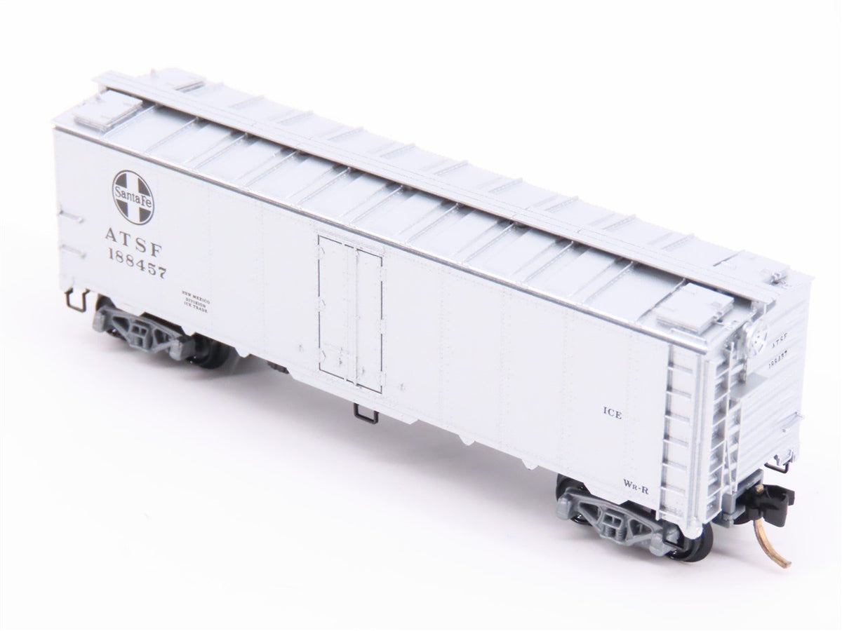 N Scale Micro-Trains MTL 59030 ATSF Santa Fe 40&#39; Steel Side Reefer #188457