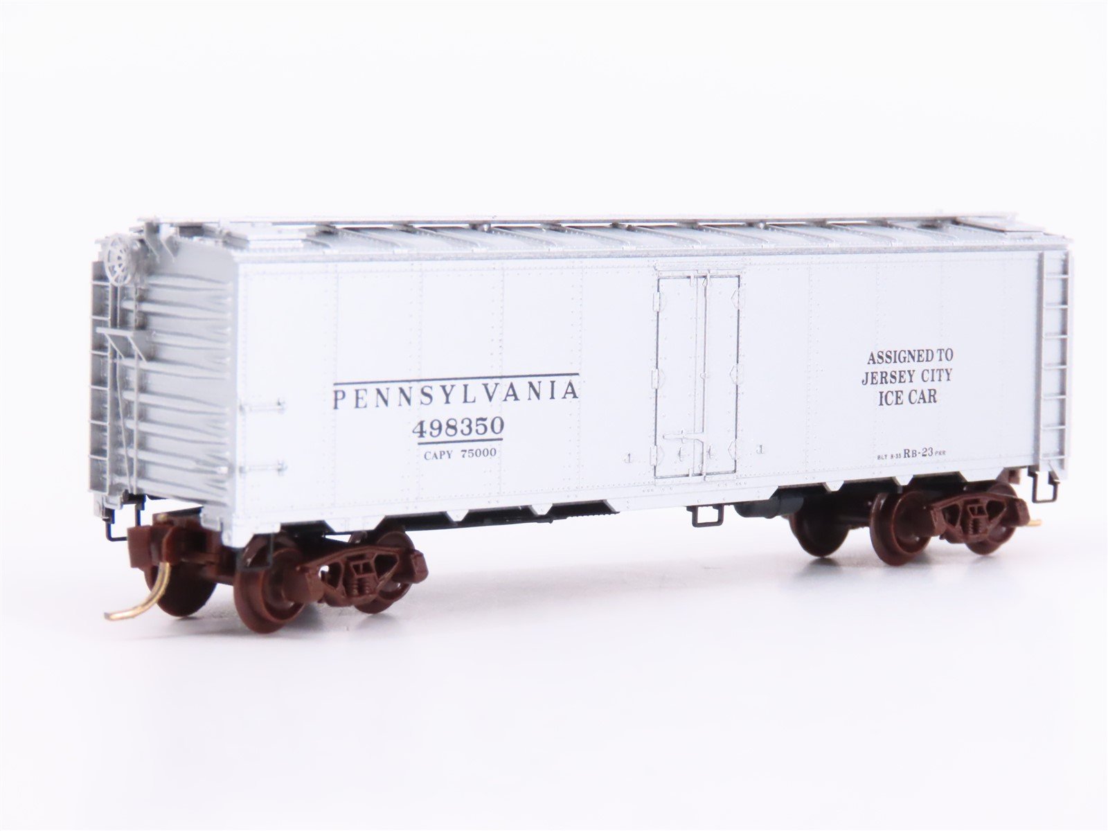 N Scale Micro-Trains MTL 59040 PRR Pennsylvania 40' Steel Ice Reefer #498350