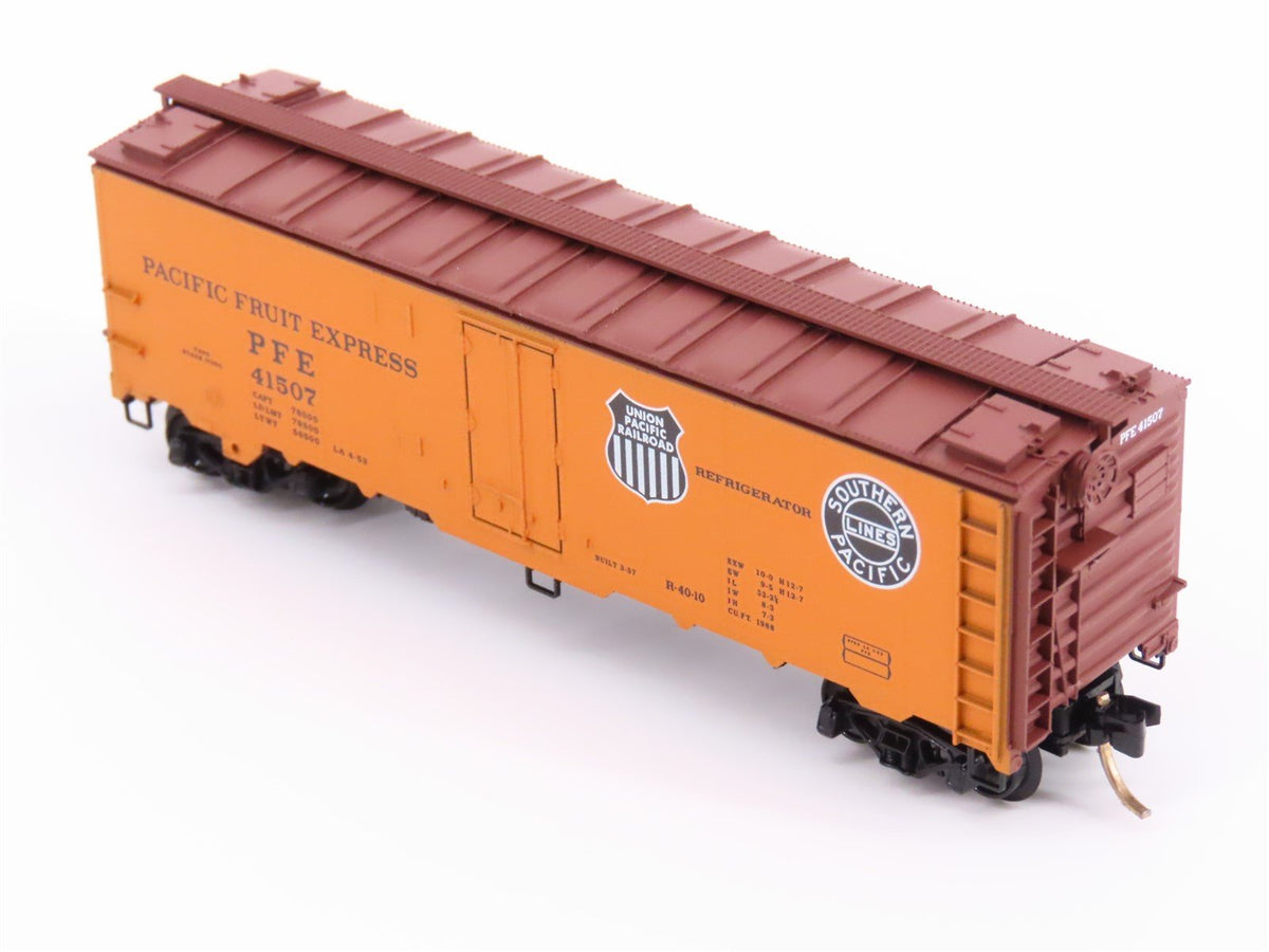 N Scale Micro-Trains MTL 59520 SP UP PFE Pacific Fruit Express 40&#39; Reefer #41507