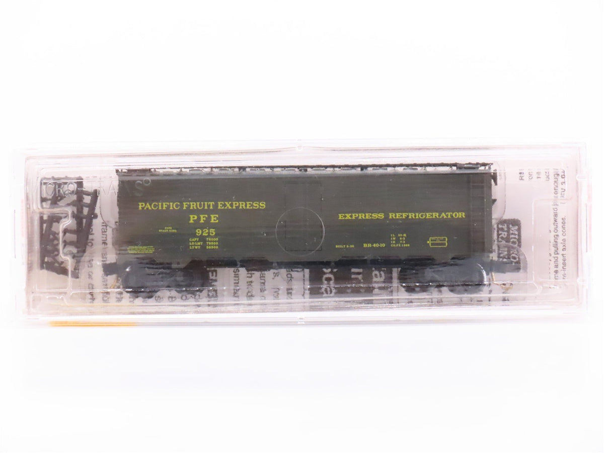 N Scale Micro-Trains MTL 59510 PFE Pacific Fruit Express 40&#39; Steel Reefer #925