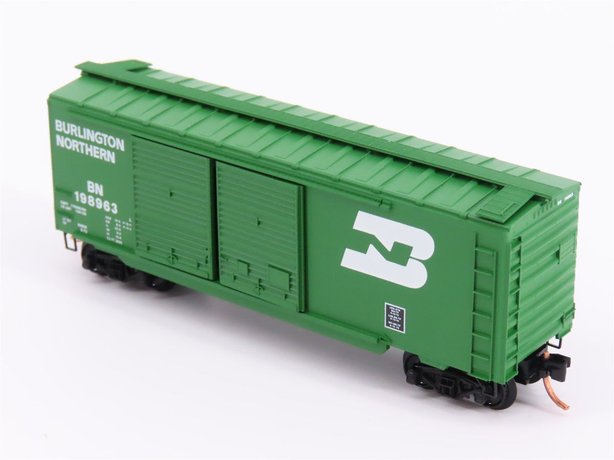 N Scale Micro-Trains MTL 23080 BN Burlington Northern 40&#39; Box Car #198963