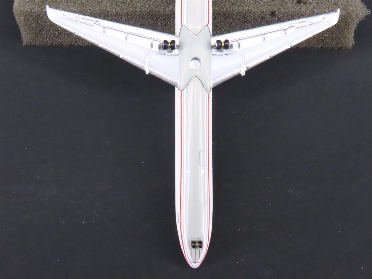 1:400 Aero Classics Republic Northwest Douglas DC-9-51 Airliner N777NC