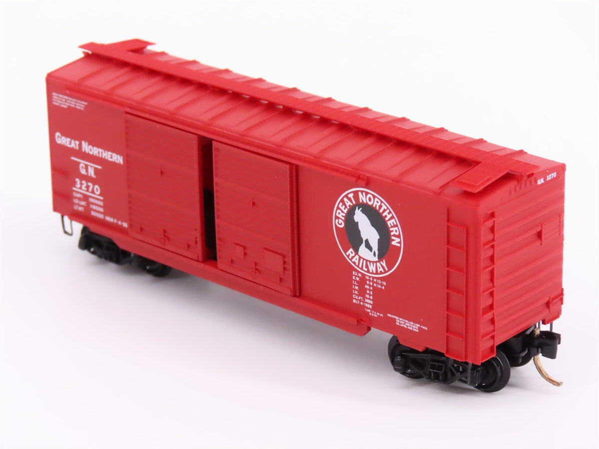 N Scale Micro-Trains MTL 23060 GN Great Northern Railway 40&#39; Box Car #3270