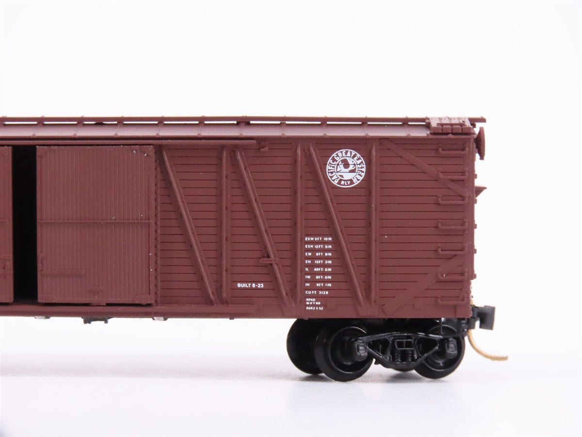 N Scale Micro-Trains MTL 29080 PGE Pacific Great Eastern 40&#39; Box Car #4101