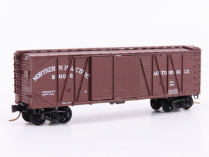 N Scale Kadee Micro-Trains MTL 29030 NP Northern Pacific 40' Box Car #8002