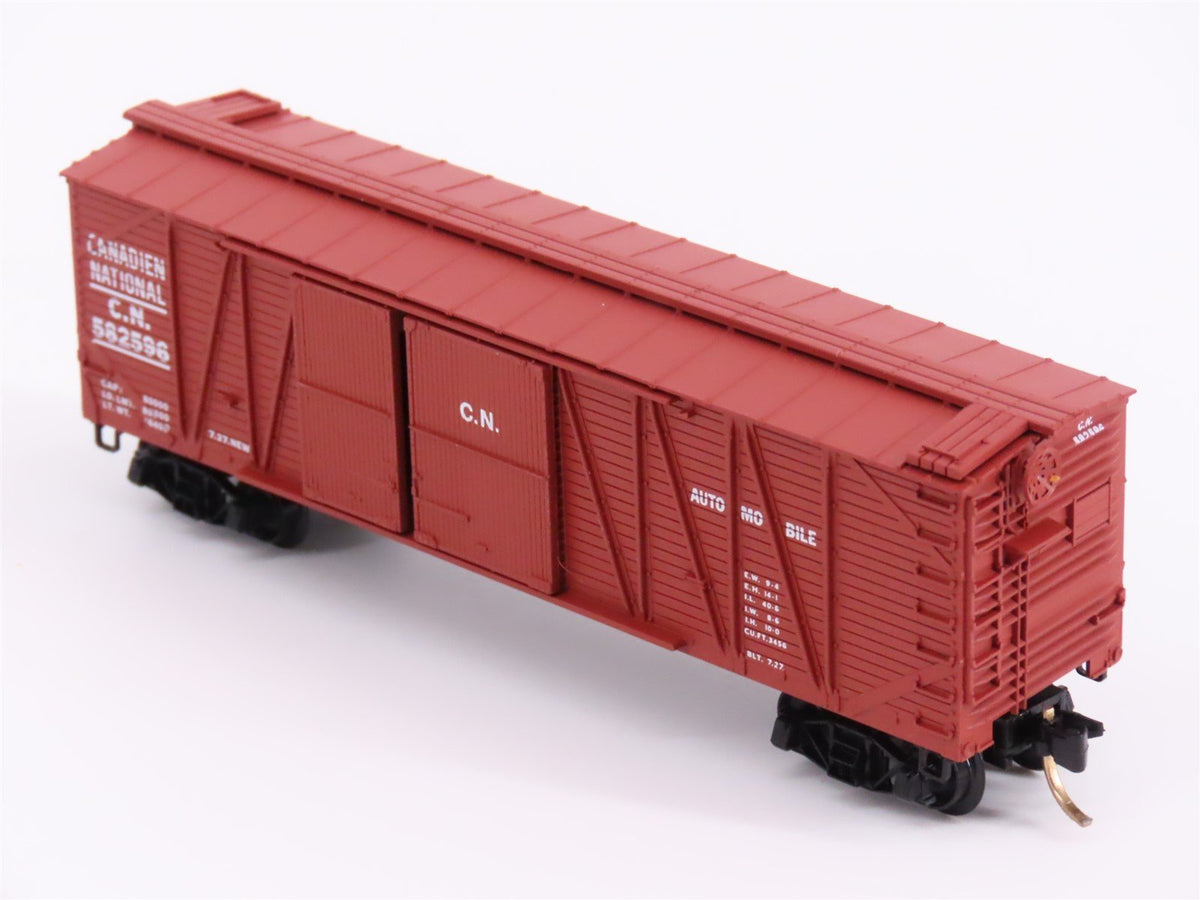 N Scale Micro-Trains MTL 29070 CN Canadian National 40&#39; Auto Box Car #582596