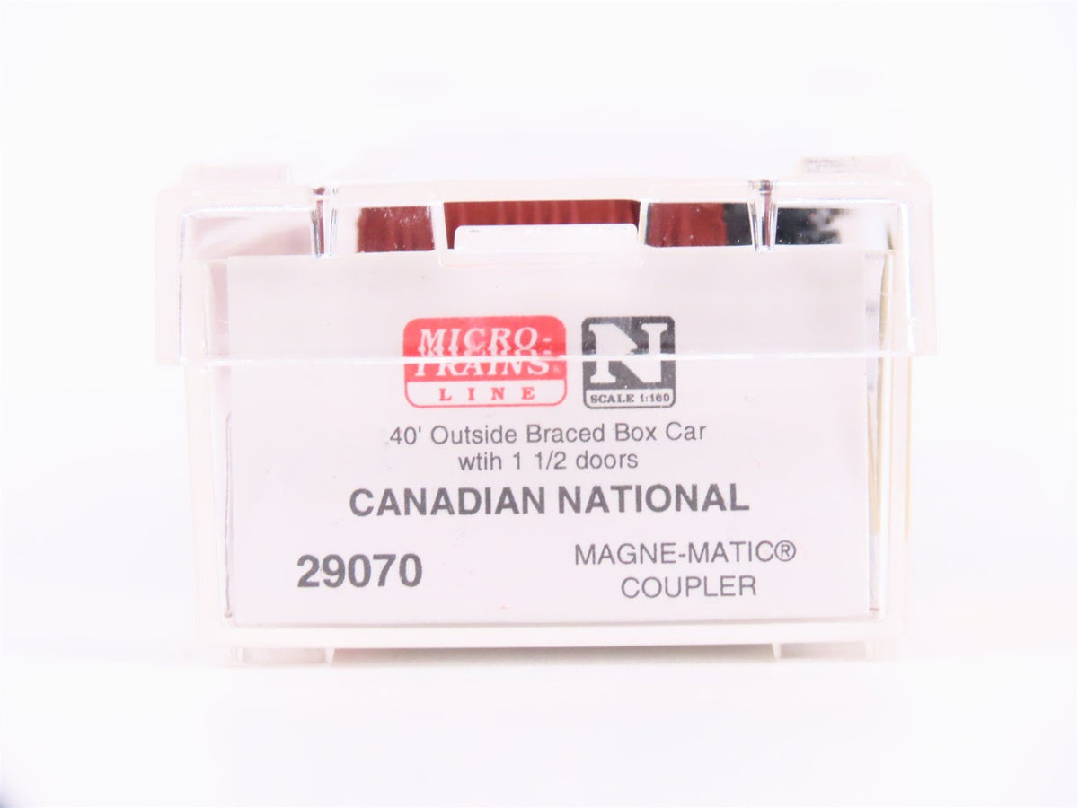 N Scale Micro-Trains MTL 29070 CN Canadian National 40&#39; Auto Box Car #582596