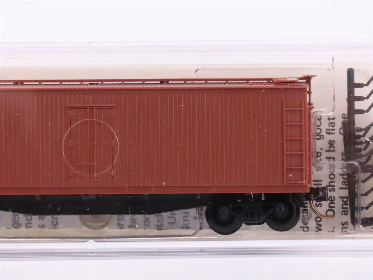 N Micro-Trains MTL 49000 Series Undecorated 40&#39; Double Sheathed Wood Reefer