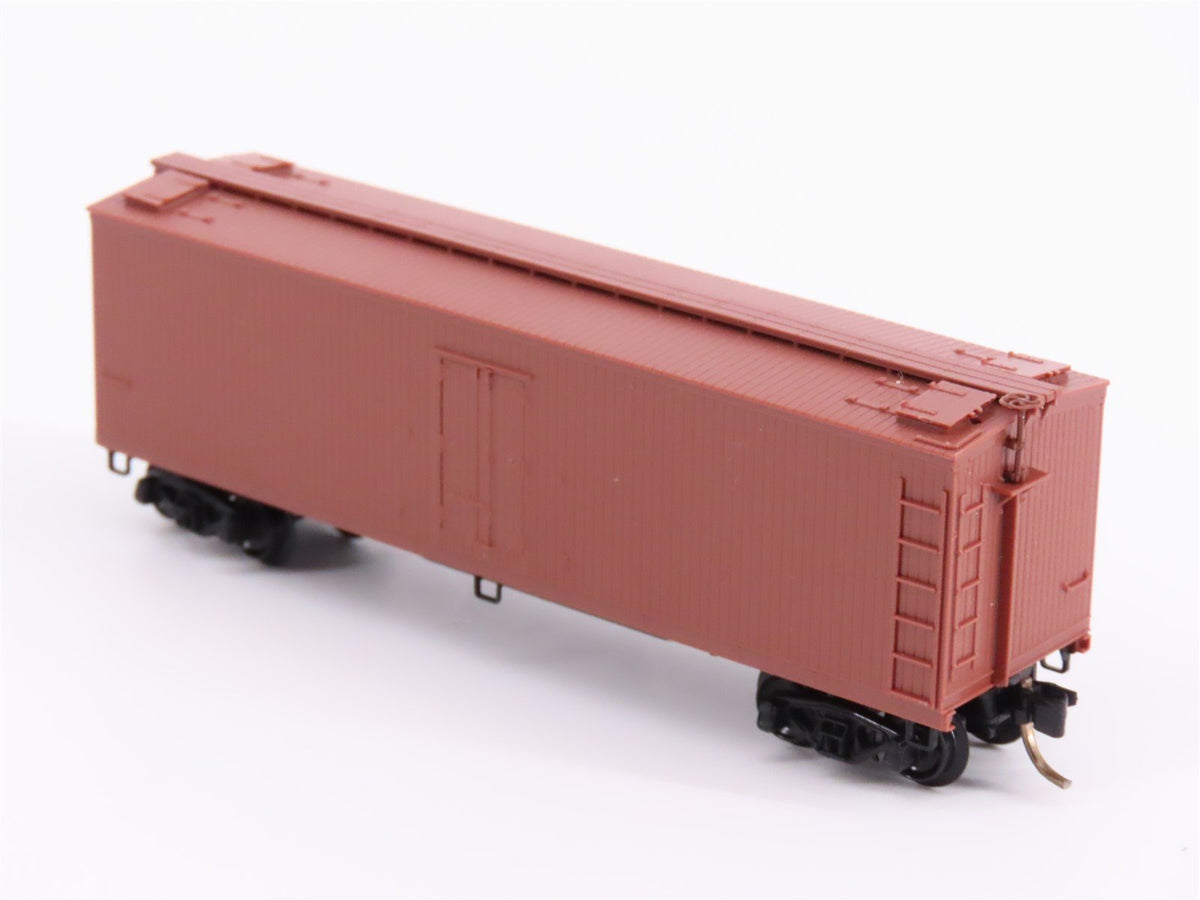 N Micro-Trains MTL 49000 Series Undecorated 40&#39; Double Sheathed Wood Reefer