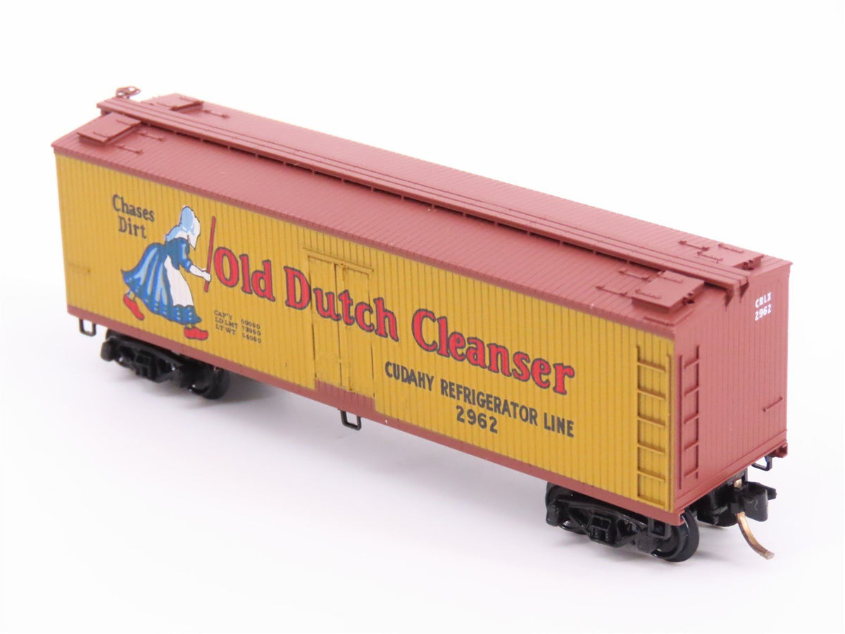 N Scale Micro-Trains MTL 49010 CRLX Old Dutch Cleanser 40&#39; Wood Box Car #2962