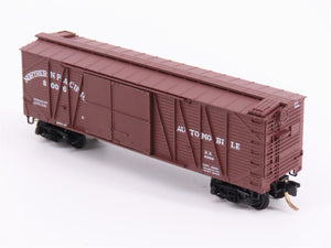 N Scale Micro-Trains MTL 29030 NP Northern Pacific Automobile 40' Box Car #8006