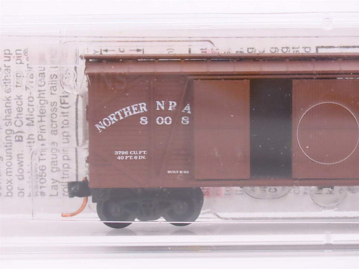 N Scale Micro-Trains MTL 29030 NP Northern Pacific Automobile 40&#39; Box Car #8008