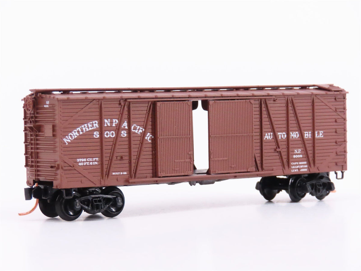 N Scale Micro-Trains MTL 29030 NP Northern Pacific Automobile 40&#39; Box Car #8008