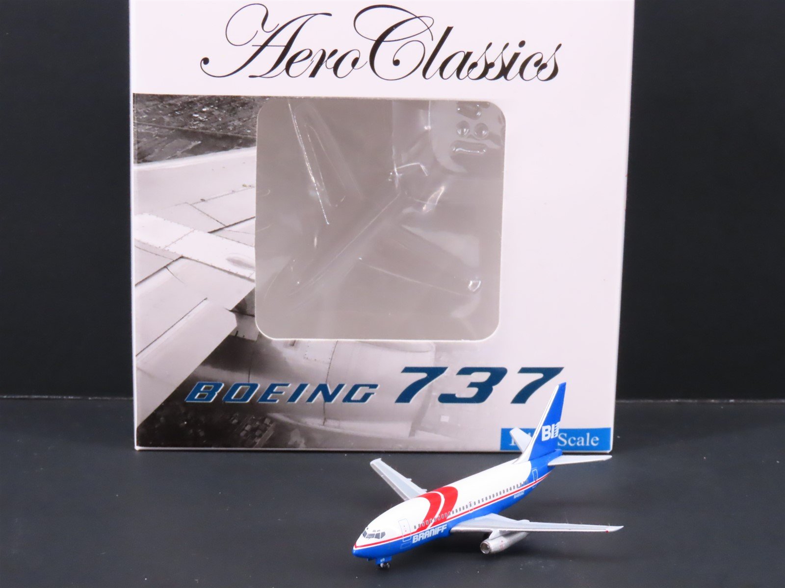 1:400 Aero Classics Die-Cast Braniff Boeing B737-293 Airliner N456AC