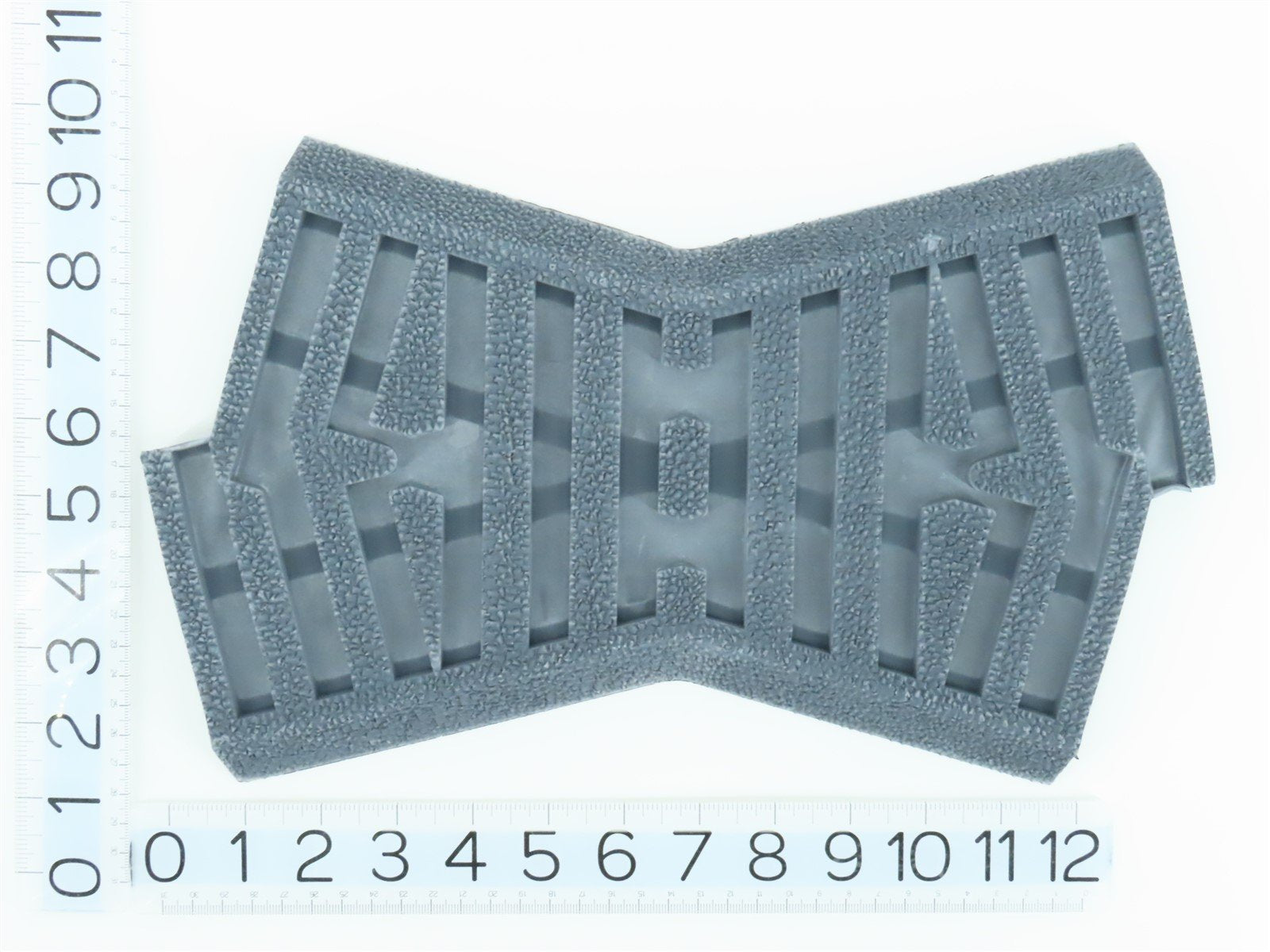 G Scale LGB 61300 30 Degree Crossing Rubber Roadbed