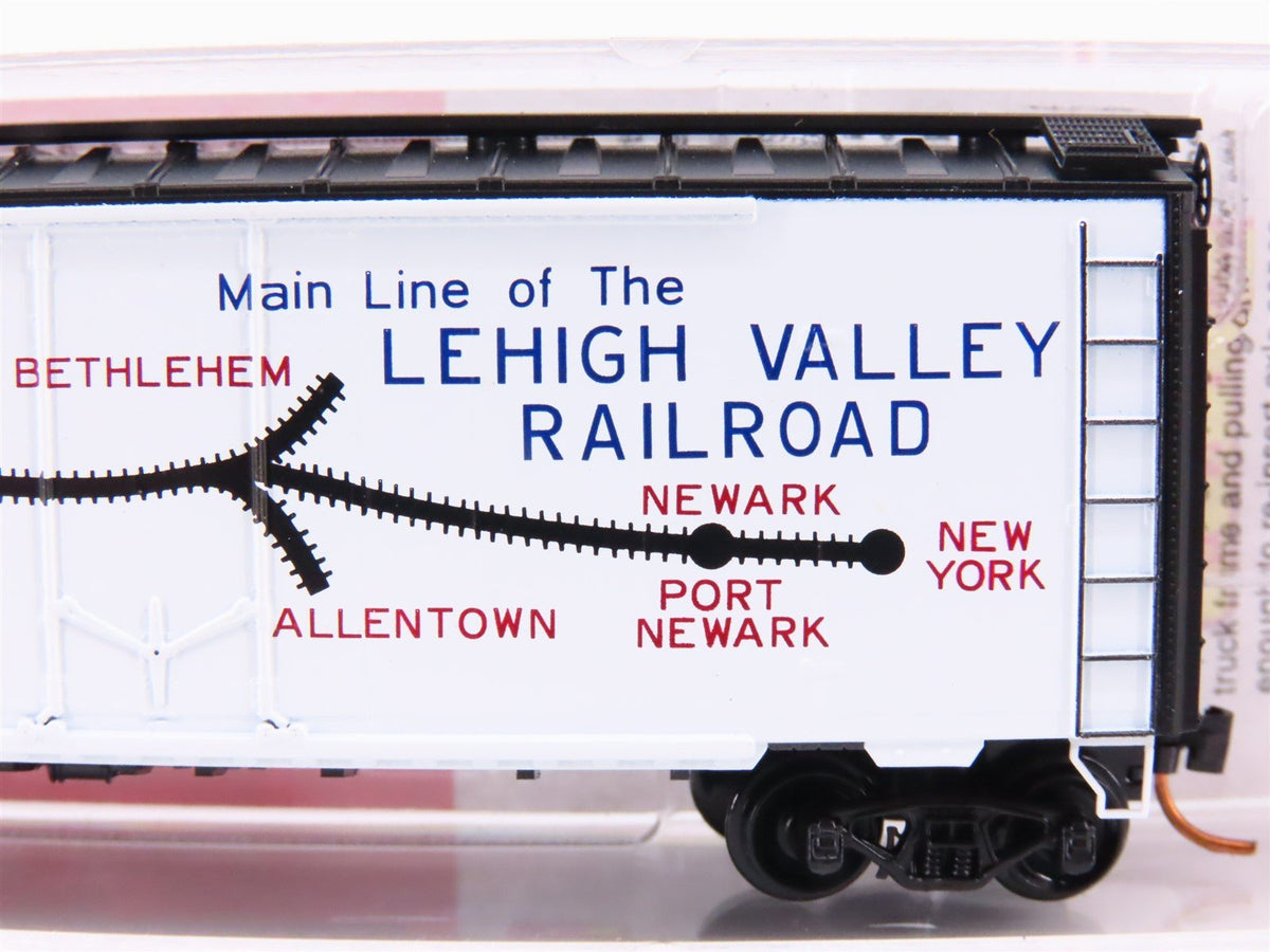 N Micro-Trains MTL NSE 11-01 LV Lehigh Valley Rolling Billboard Box Car #97455