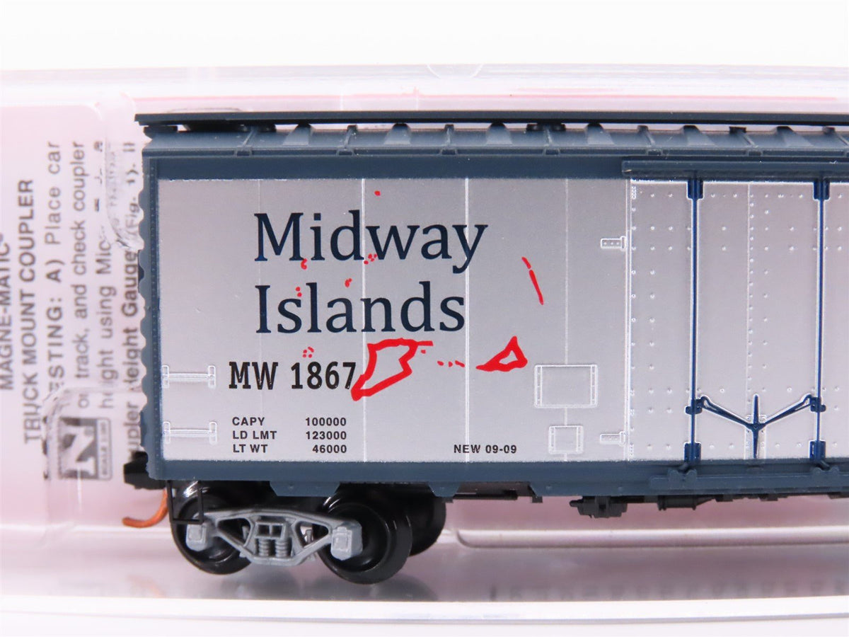 N Scale Micro-Trains MTL NSC 09-02 MW Midway Island 40&#39; Plug Door Box Car #1867