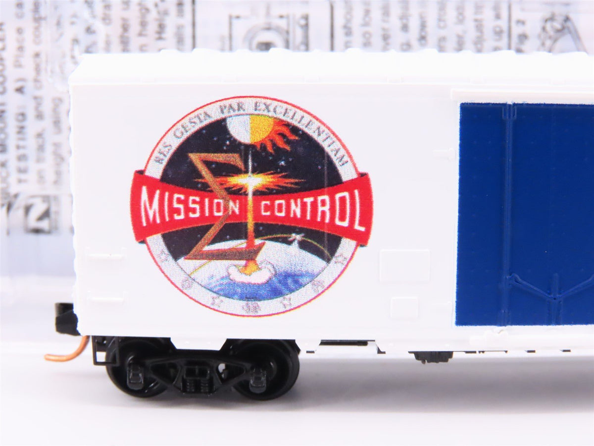 N Scale Micro-Trains MTL NSC 10-01 Mission Control 40&#39; Plug Door Box Car #2010