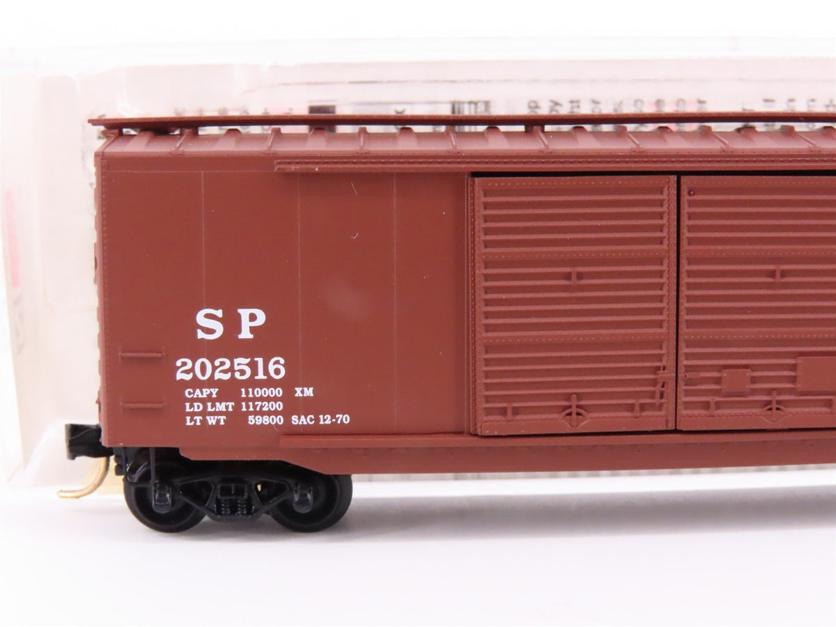 N Scale Micro-Trains MTL 34050 SP Southern Pacific Railroad 50&#39; Box Car #202516