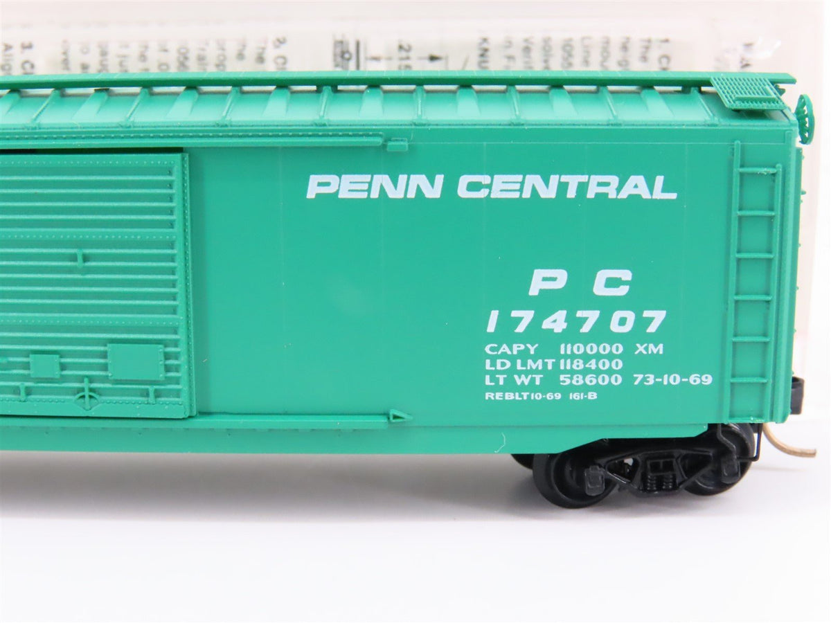 N Scale Micro-Trains MTL 34020 PC Penn Central 50&#39; Double Door Box Car #174707