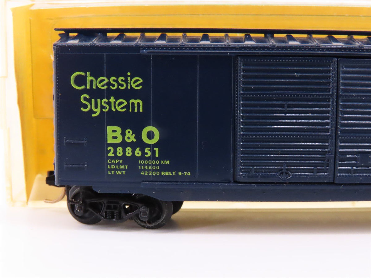 N Scale Kadee Micro-Trains MTL 34011 B&amp;O Chessie System 50&#39; Box Car #288651