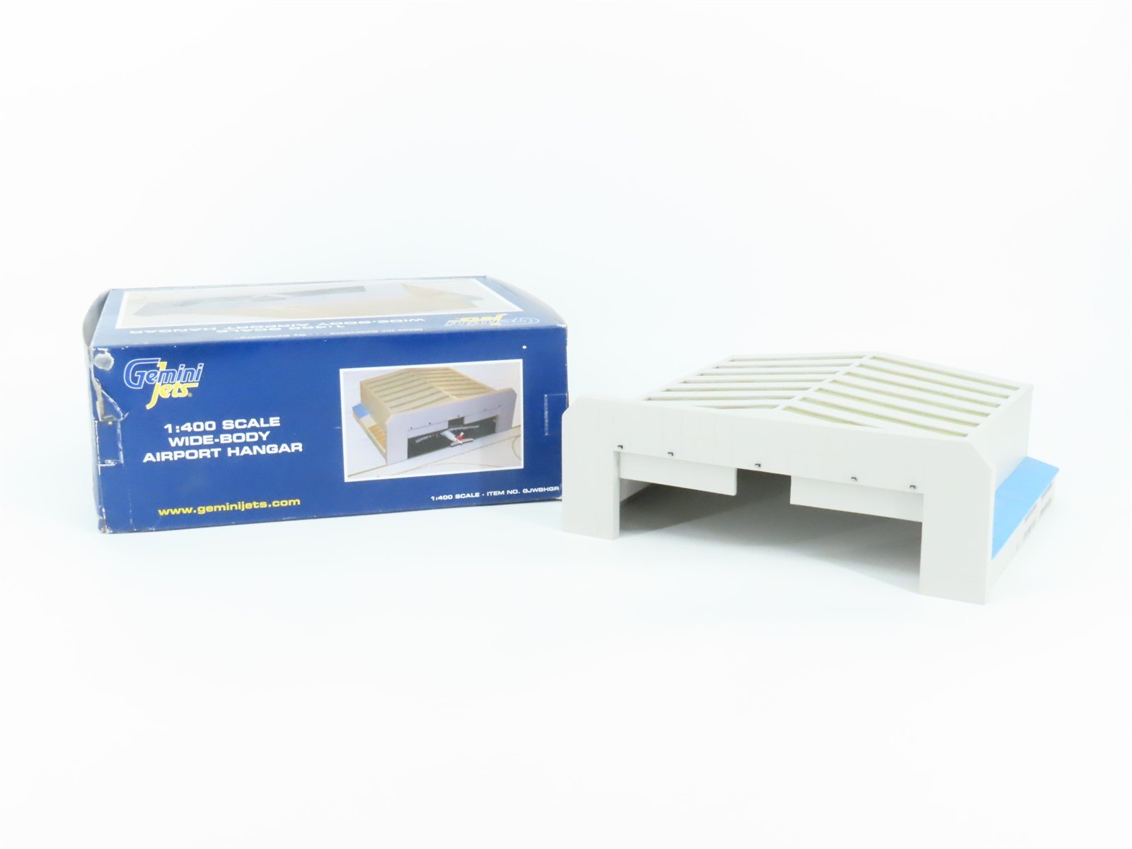 1:400 Scale Gemini Jets GJWBHGR Wide-Body Airport Hanger