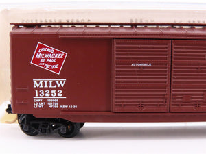 N Scale Kadee Micro-Trains MTL 34140 MILW Milwaukee Road 50' Box Car #13252