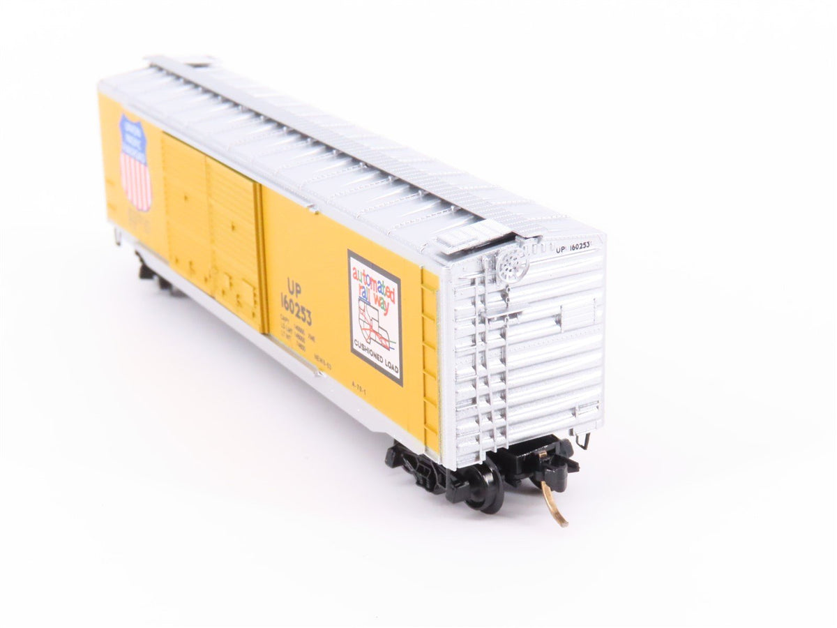 N Scale Micro-Trains MTL 34090 UP Union Pacific 50&#39; Double Door Box Car #160253