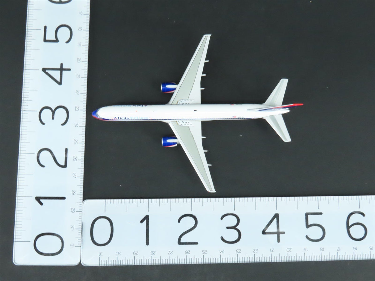 1:400 Next Generation 53170 Die-Cast Delta Air Lines Boeing 757-200 Airliner