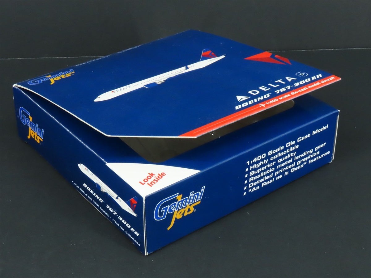 1:400 Scale GeminiJets GJDAL984 Delta Air Lines Boeing 767-300EA Airliner