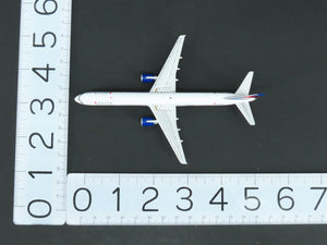 1:400 Scale GeminiJets GJDAL990 Delta Air Lines Boeing 757-300 Airliner