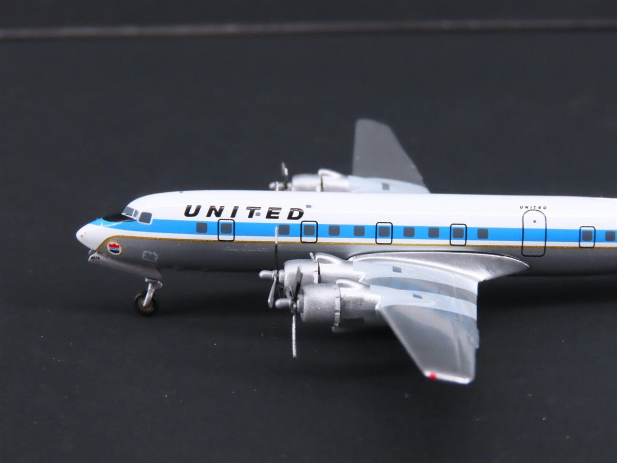1:400 Gemini Jets GJUAL972 Die-Cast United McDonnell Douglas DC-6B Airliner