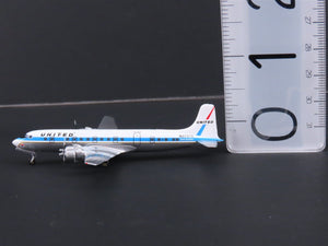 1:400 Gemini Jets GJUAL972 Die-Cast United McDonnell Douglas DC-6B Airliner