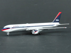 1:400 Scale GeminiJets GJDAL446 Delta Air Lines Boeing 767-300 Airliner
