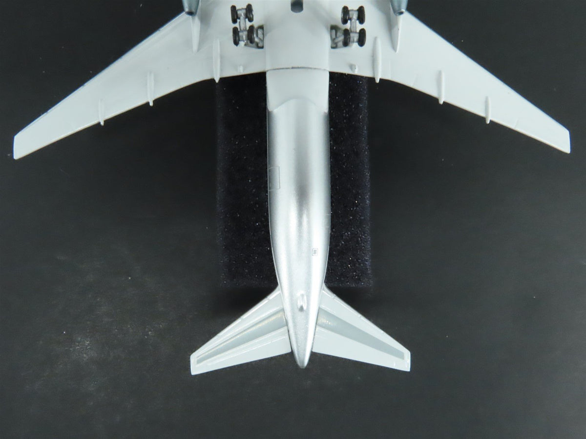 1:400 Scale GeminiJets GJDAL446 Delta Air Lines Boeing 767-300 Airliner