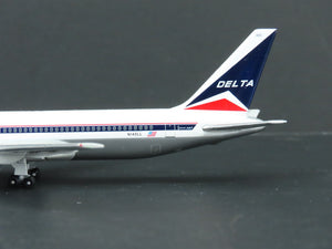 1:400 Scale GeminiJets GJDAL454 Delta Air Lines Boeing 767-300 Airliner