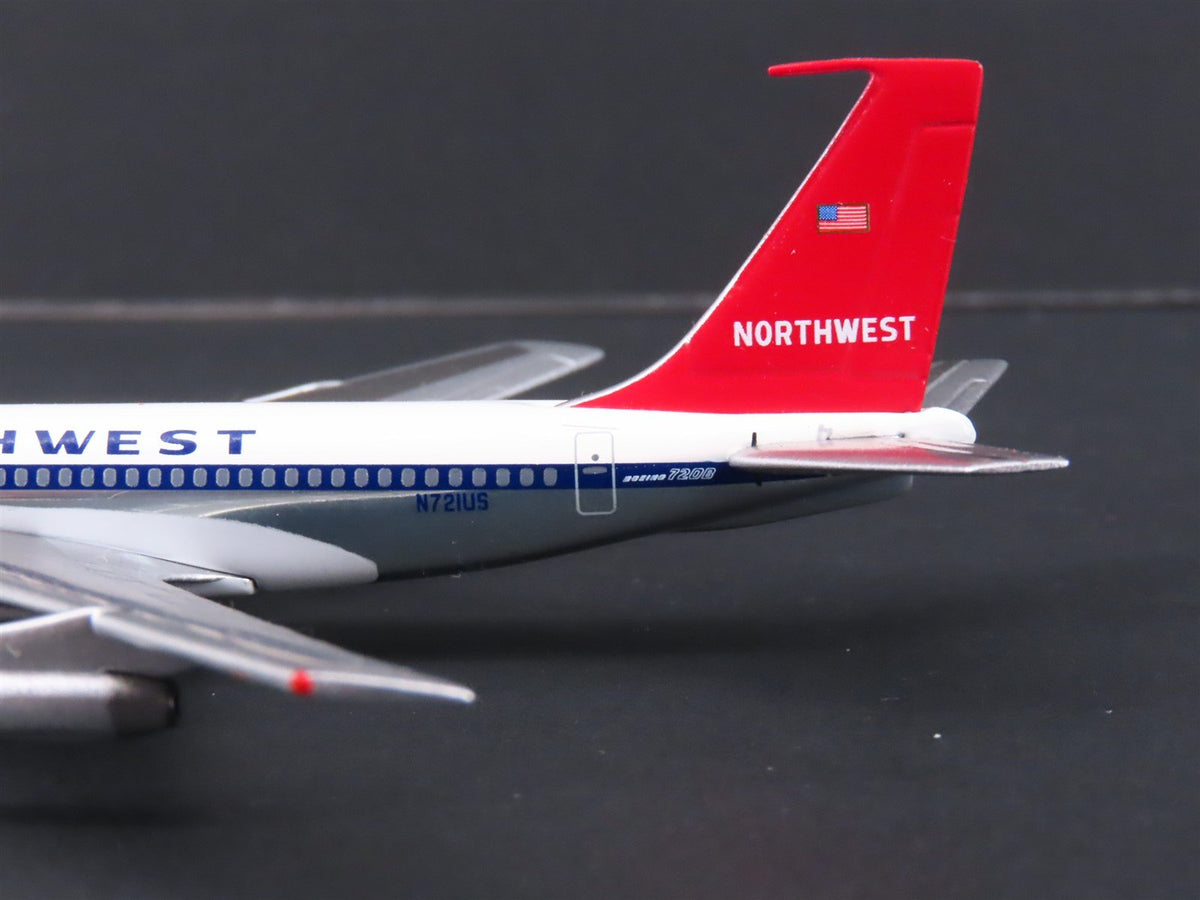 1:400 Scale Aero Classics Die-Cast Northwest Airlines Boeing B-720-051B Airliner