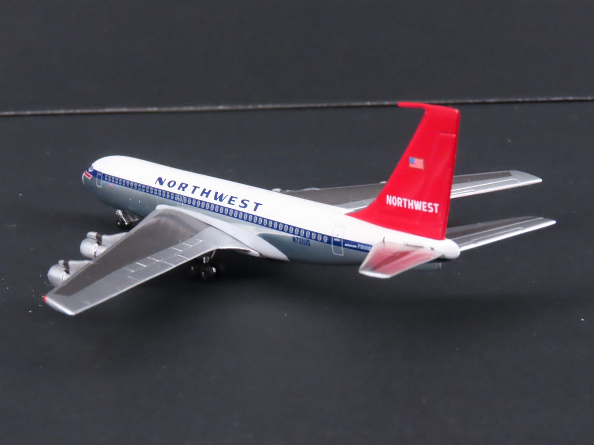 1:400 Scale Aero Classics Die-Cast Northwest Airlines Boeing B-720-051B Airliner