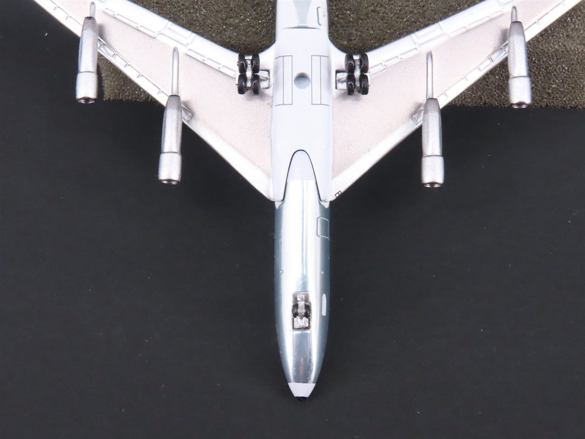 1:400 Scale Aero Classics Die-Cast Northwest Airlines Boeing B-720-051B Airliner