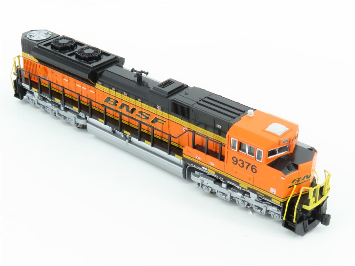 N Scale KATO 176-8434 BNSF Railway EMD SD70ACe Diesel #9376 - DCC Ready