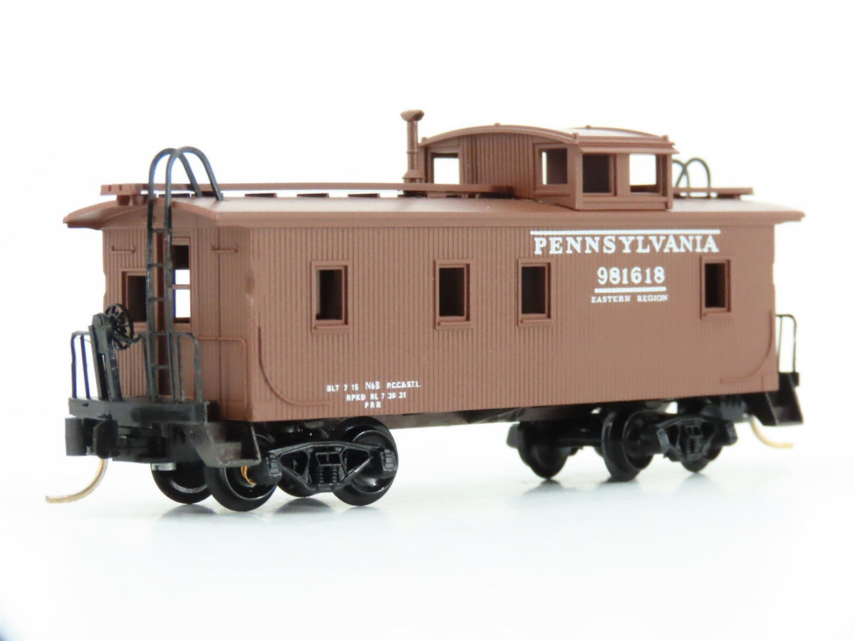 N Micro-Trains MTL 51160 PRR Pennsylvania 34&#39; Offset Cupola Wood Caboose #981618