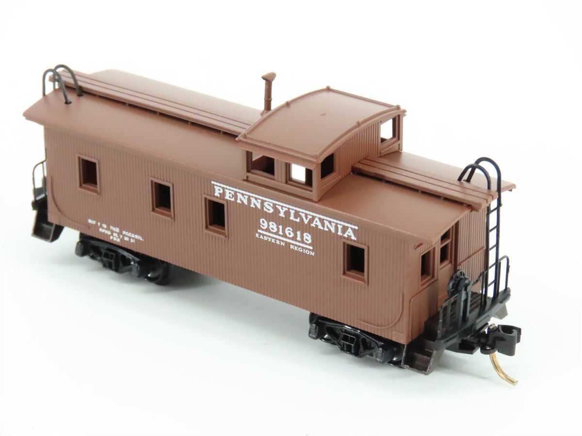 N Micro-Trains MTL 51160 PRR Pennsylvania 34&#39; Offset Cupola Wood Caboose #981618