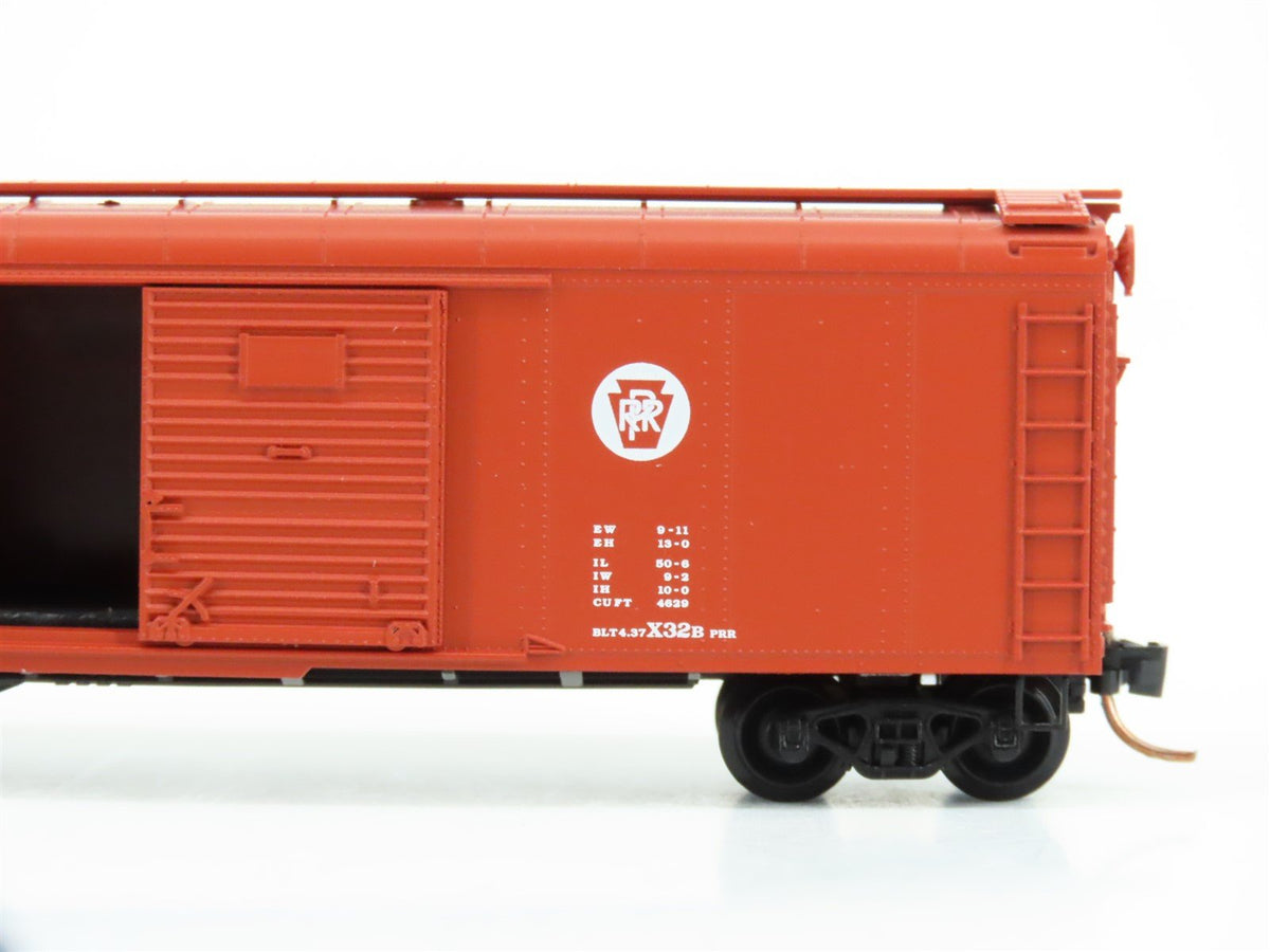 N Micro-Trains MTL 79010 PRR Pennsylvania 50&#39; Wagon Top Auto Box Car #48302