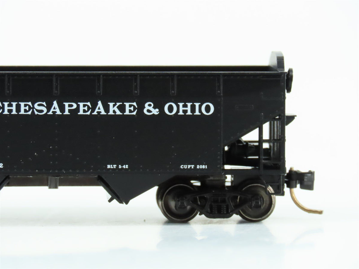 N Micro-Trains MTL 86010 C&amp;O Chesapeake &amp; Ohio 33&#39; 2-Bay Arch-End Hopper #51258