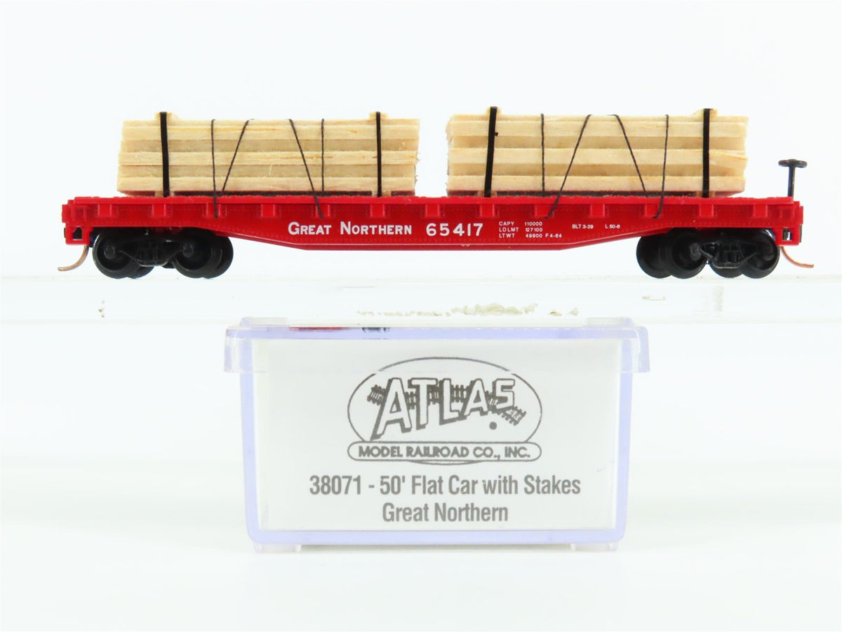 N Scale Atlas 38071 GN Great Northern 50&#39; Flat Car #65417 w/ Custom Lumber Load