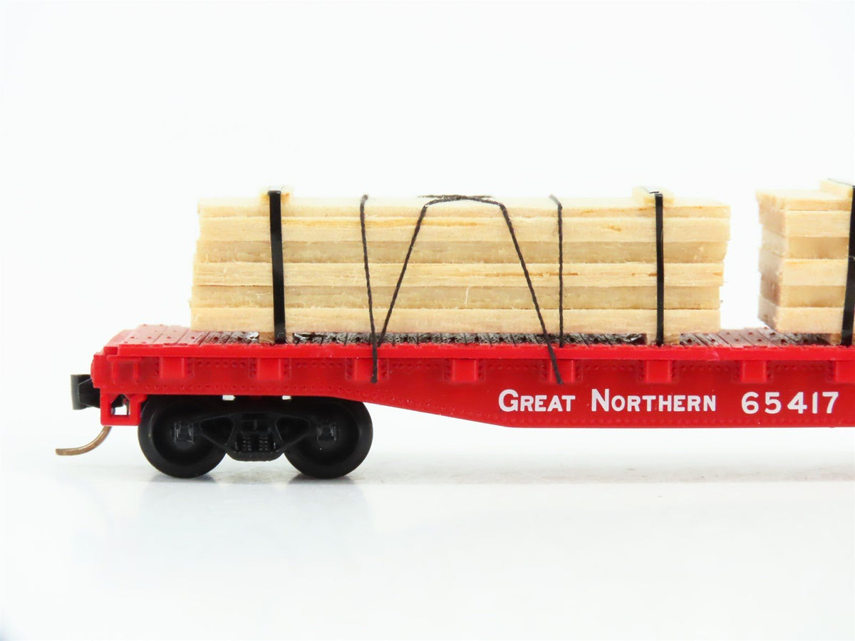 N Scale Atlas 38071 GN Great Northern 50&#39; Flat Car #65417 w/ Custom Lumber Load