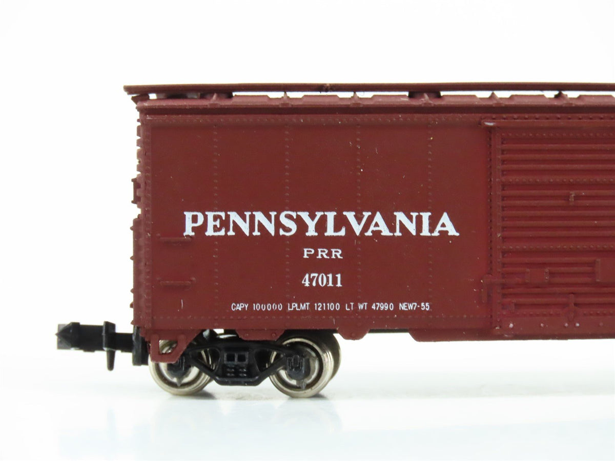 N Con-Cor 0001-01001E PRR Pennsylvania 40&#39; Single Door Steel Box Car #47011