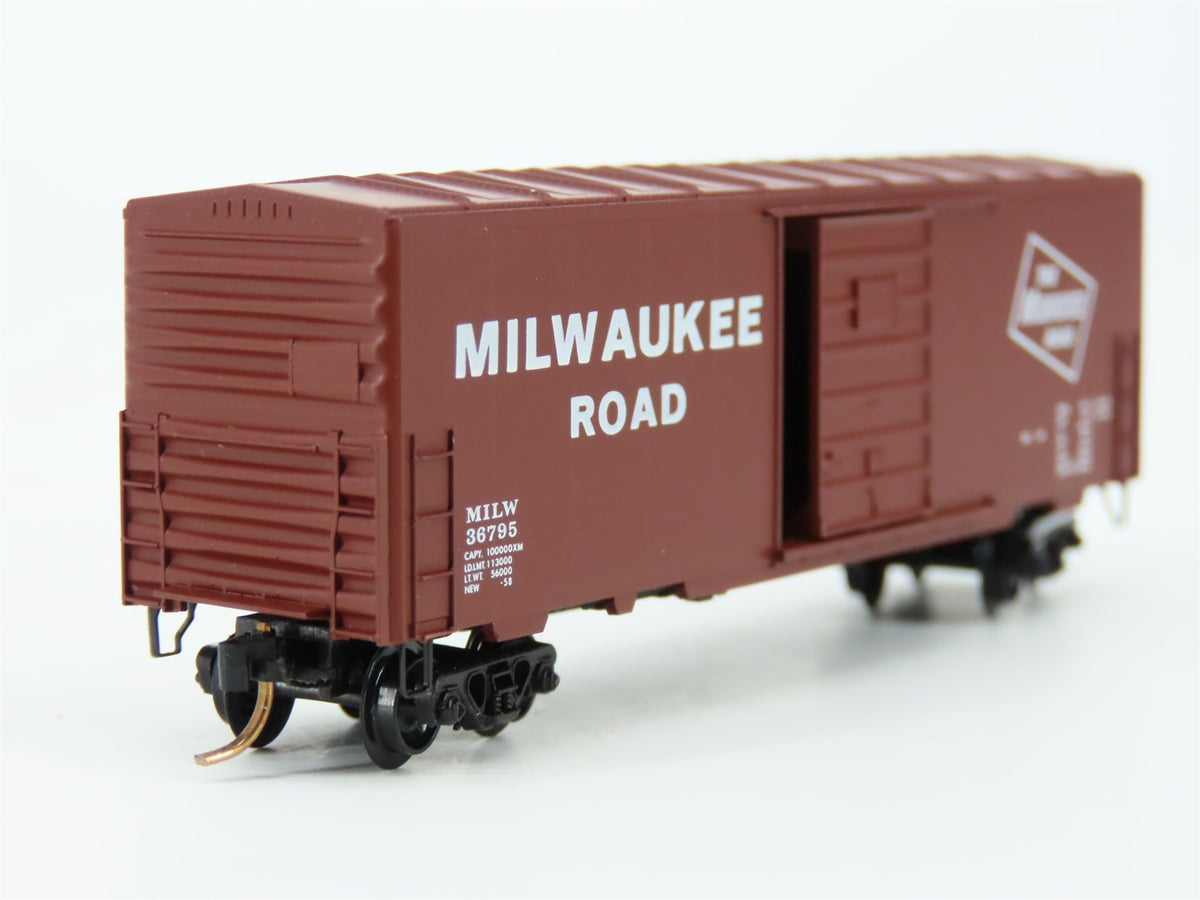 N Scale Baldwin Loco Works/Kadee BLW-46 UP Union Pacific 40&#39; Boxcar #36795