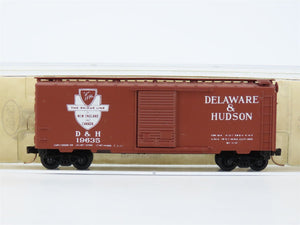 N Scale BLW/Kadee BLW-03 D&H Delaware & Hudson 40' Boxcar #19635